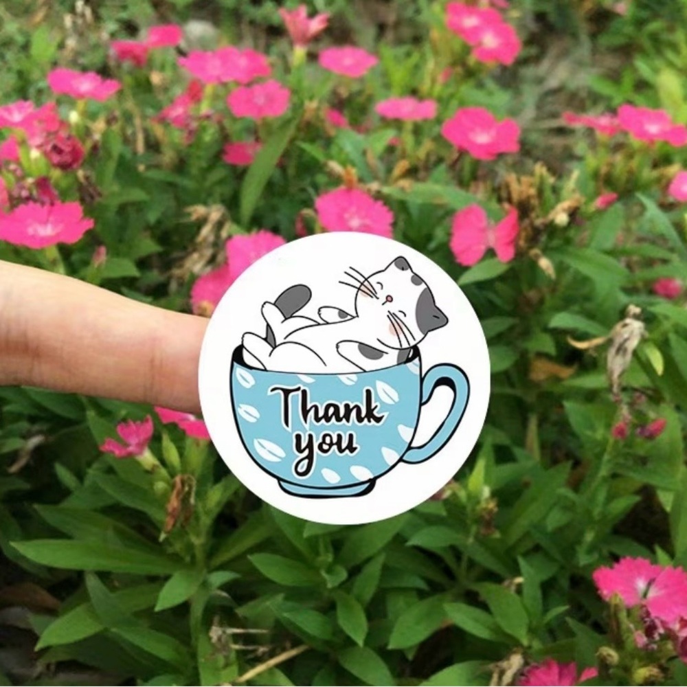 Cute Cat Stickers/500 Stickers Roll
Adhesive Label Gift Envelope Decoration - Picture 3 of 3